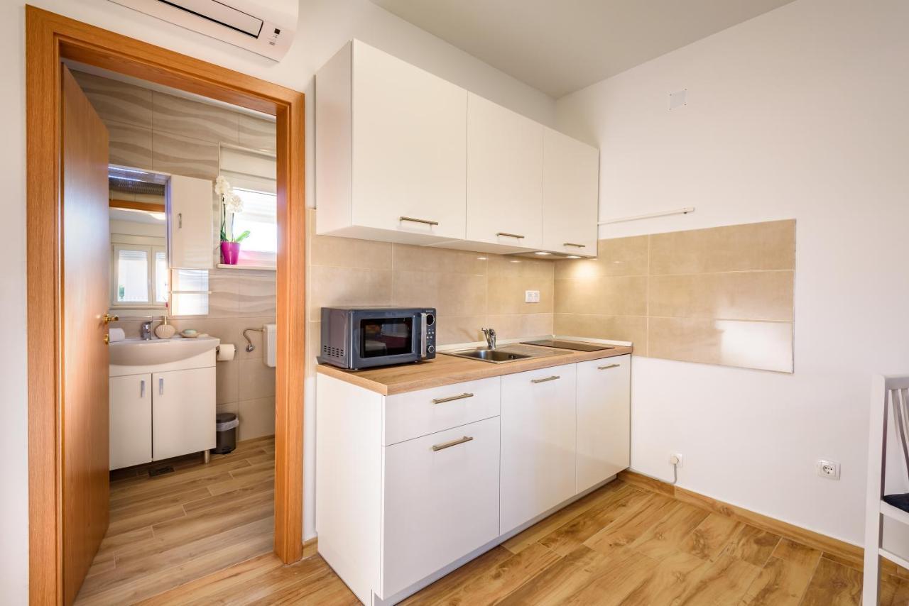Apartman Ana, Меткович Экстерьер фото
